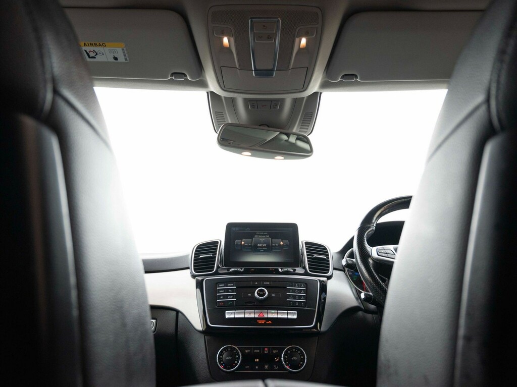 Mercedes-Benz GLE Class Gle 250 D 4Matic Amg Line Premium Silver #51