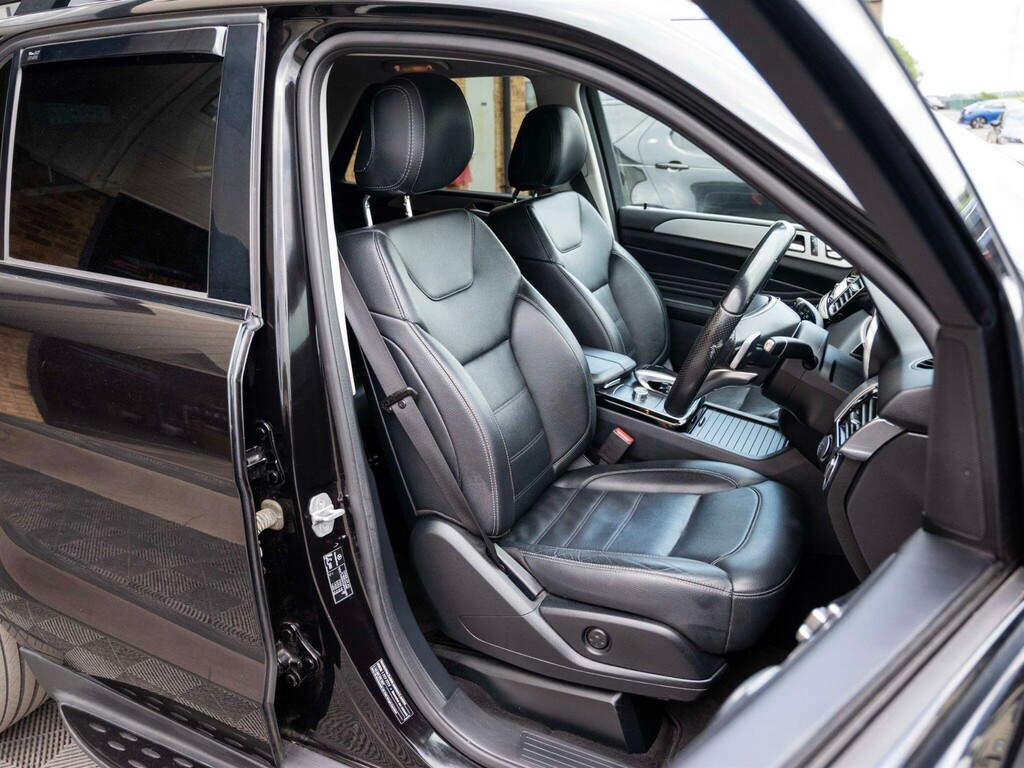 Mercedes-Benz GLE Class Gle 250 D 4Matic Amg Line Premium Silver #10