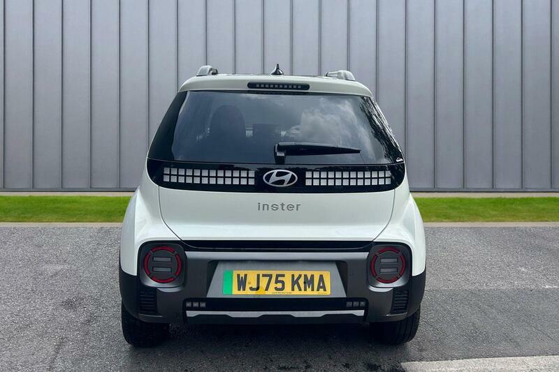 Hyundai Inster Long Range 49Kwh Cross  #6
