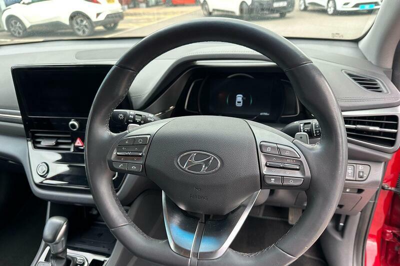 Hyundai Ioniq H-gdi Se Connect Hatchback Brown #16