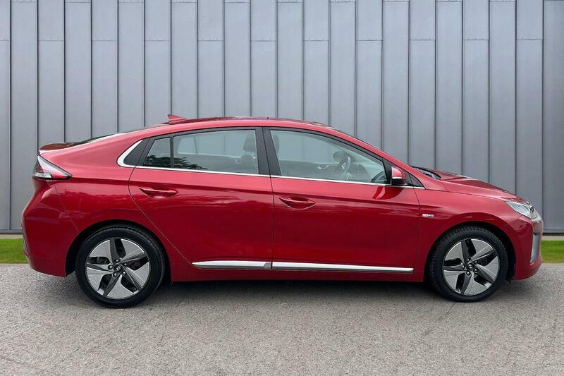 Hyundai Ioniq H-gdi Se Connect Hatchback Brown #8