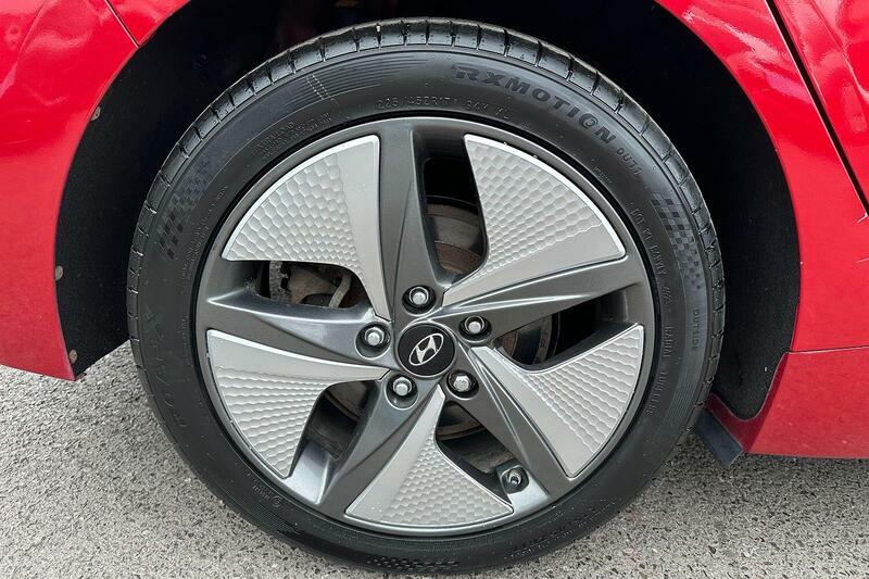Hyundai Ioniq H-gdi Se Connect Hatchback Brown #20