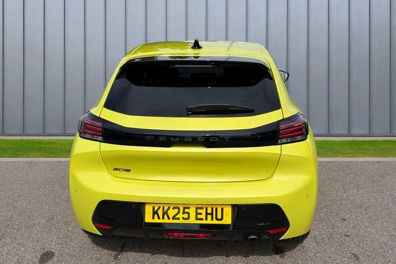 Peugeot 208 1.2 Puretech Allure Euro 6 Ss Yellow #5