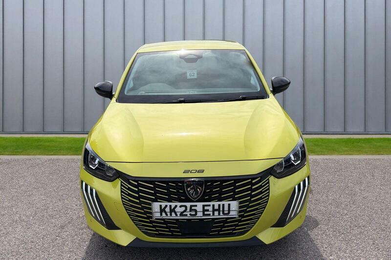 Peugeot 208 1.2 Puretech Allure Euro 6 Ss Yellow #4