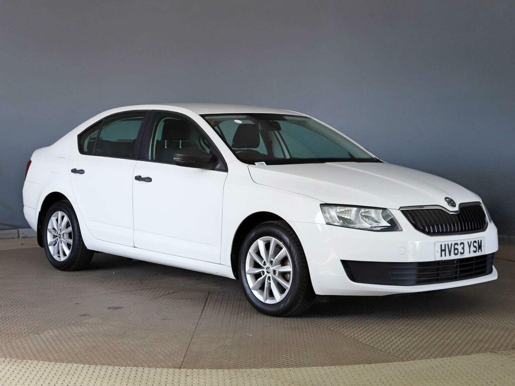 Skoda Octavia S White
