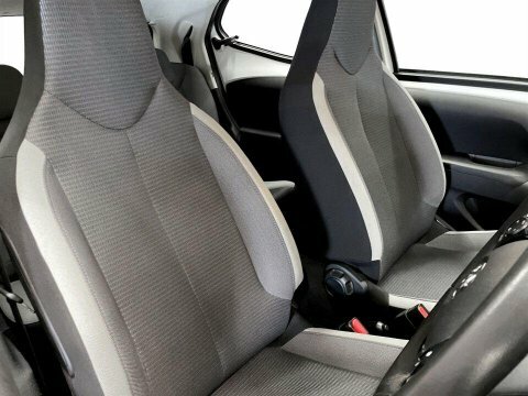 Toyota Aygo 2022 71 1.0 #11