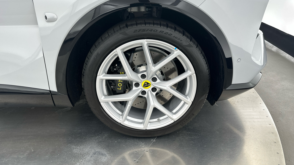 Lotus Eletre 600 Sport Se LF26XVK White #9