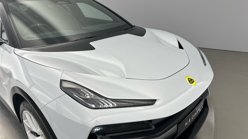 Lotus Eletre 600 Sport Se LF26XVK White #26