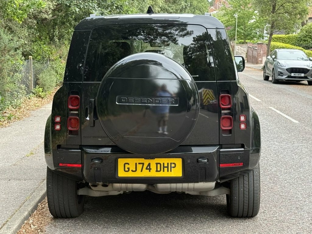 Land Rover Defender 110 3L X-dynamic Hse Black #4