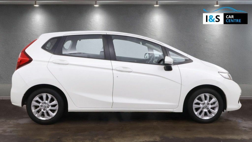 Honda Jazz I-vtec Se Hatchback KE18FFU White #5