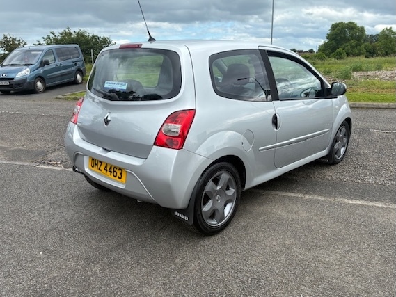 Renault Twingo 1.2 16V Pzaz Euro 5 White #4