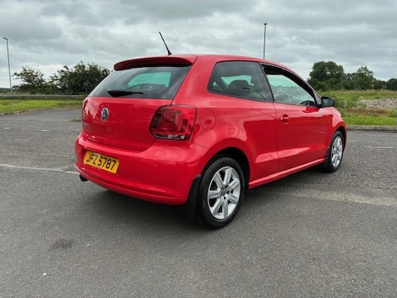 Volkswagen Polo 1.4 Match Red #4
