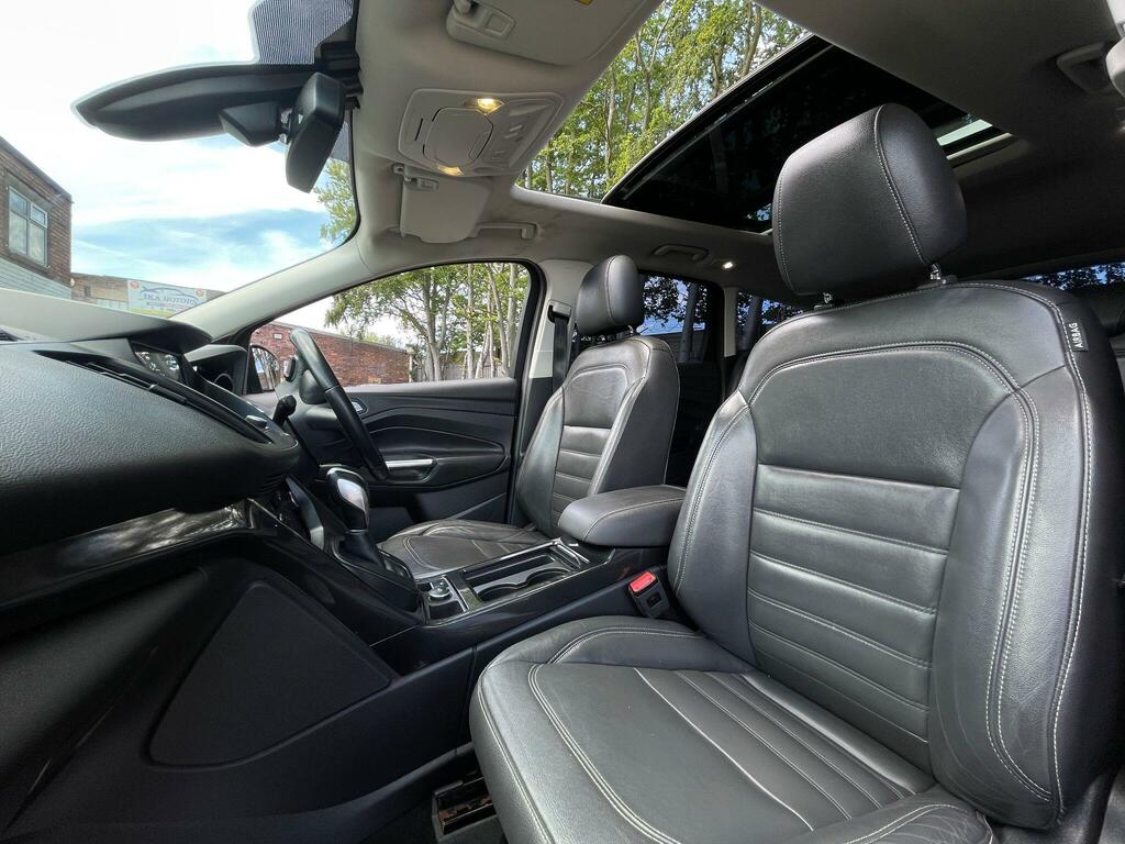 Ford Kuga 2.0 Tdci Titanium Powershift Awd Euro 6 Ss SV66EKY Black #4