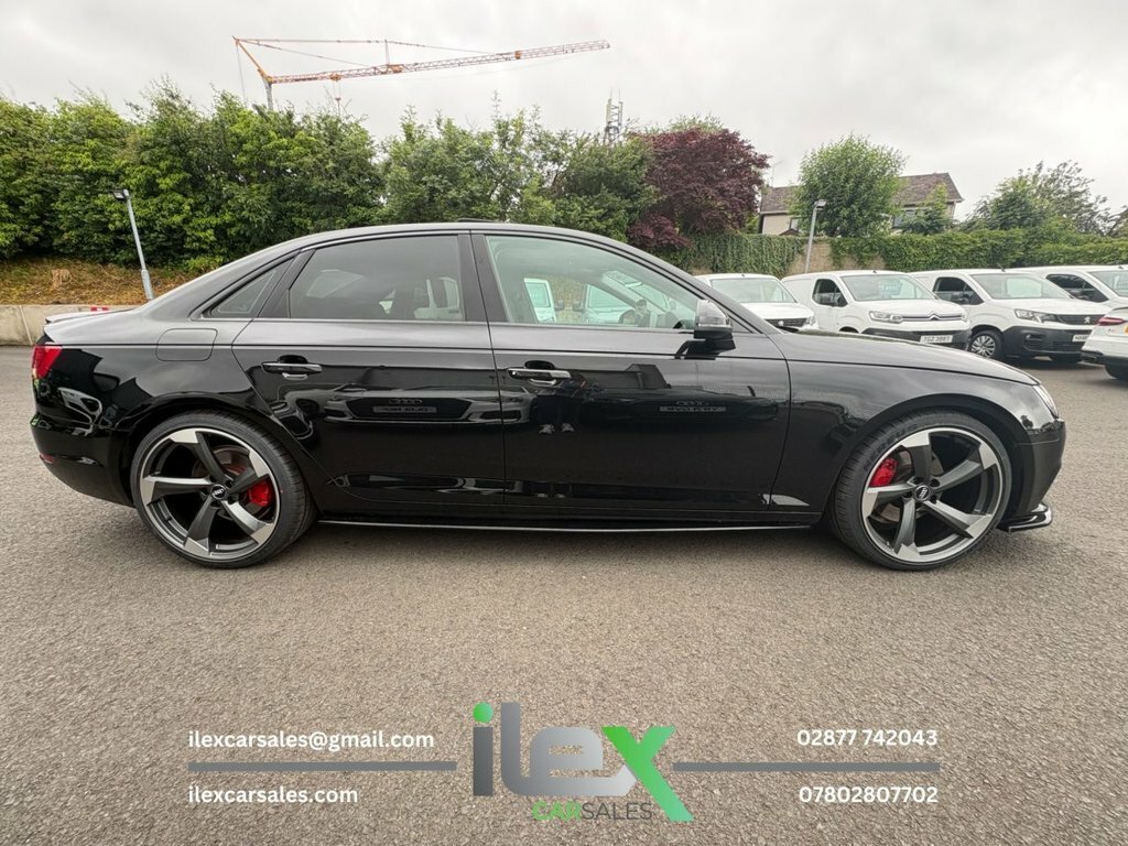 Audi A4 2L Sport Black #3