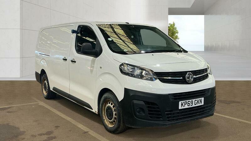 Vauxhall Vivaro 1.5 Turbo D 2900 Edition L2 H1 Euro 6 Ss White