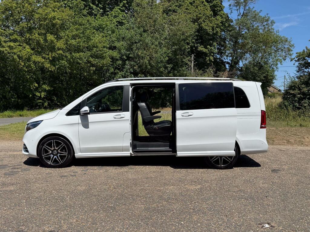 Mercedes-Benz V Class V300 D 237 Amg Line 9G-tronic Extra Long Black #8