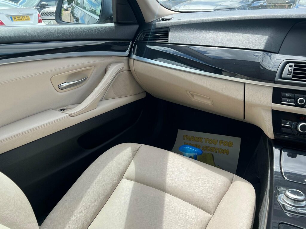 BMW 5 Series 530D M Sport Step Professional Media Grey #42