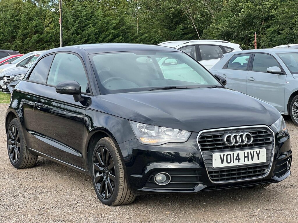 Audi A1 1.4 Tfsi Sport Euro 5 Ss Black #2