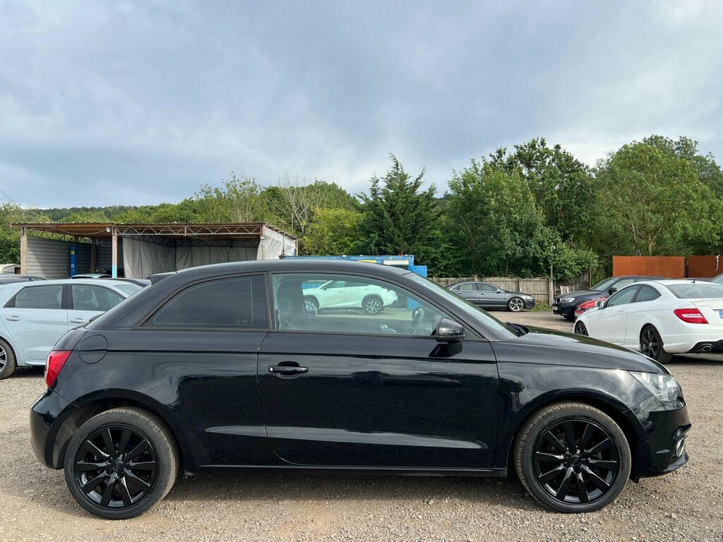 Audi A1 1.4 Tfsi Sport Euro 5 Ss Black #5