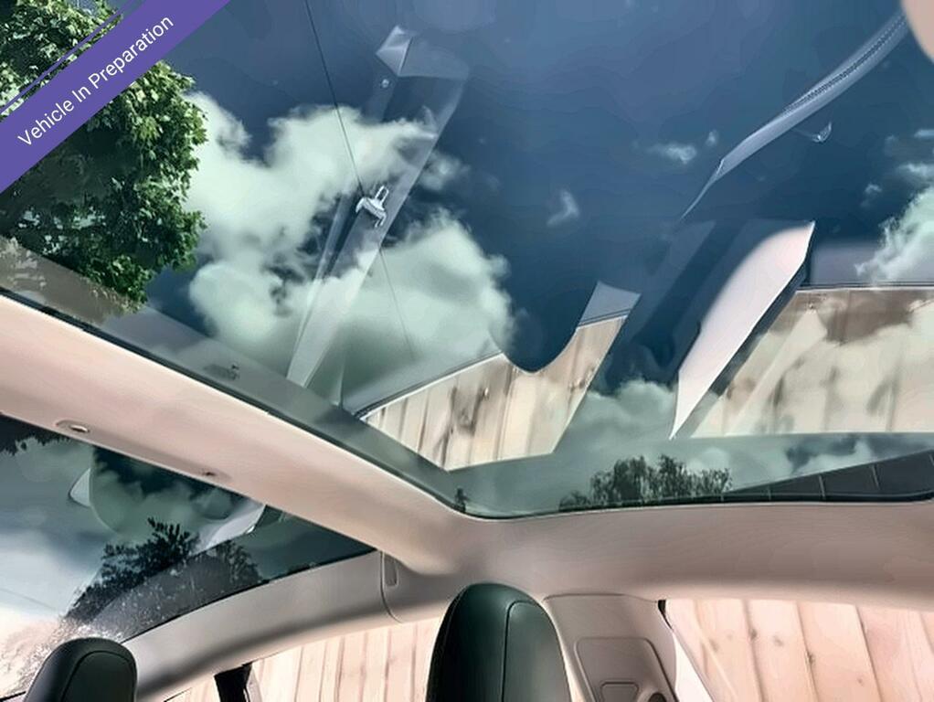 Tesla Model 3 Dual Motor Performance White #4