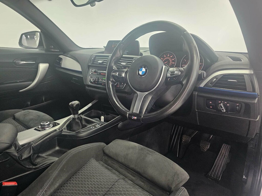 BMW 2 Series M Sport White #5
