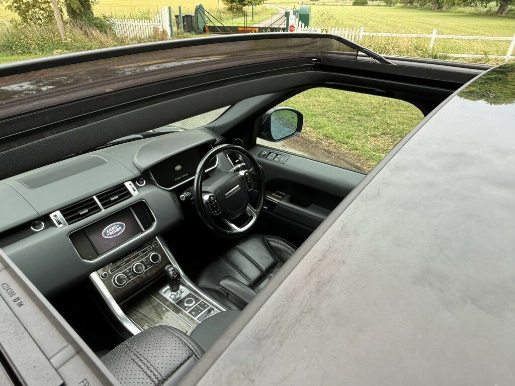 Land Rover Range Rover Sport 3.0 Sd V6 Hse Black #4