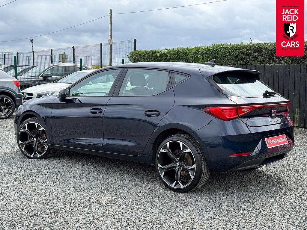 Seat Leon Hatchback XGZ2991 Blue #2