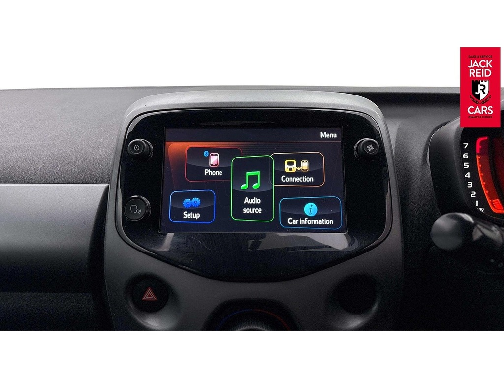 Toyota Aygo Hatchback Silver #5