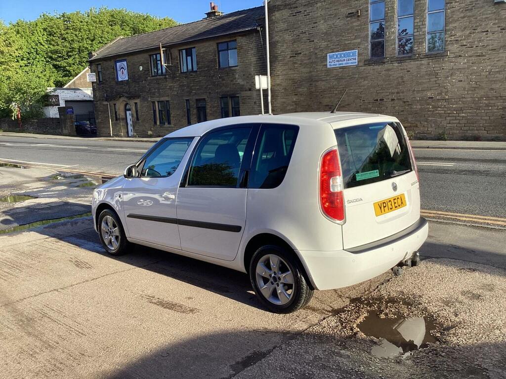 Skoda Roomster 1.6 Tdi Se Euro 5 201313 White #4