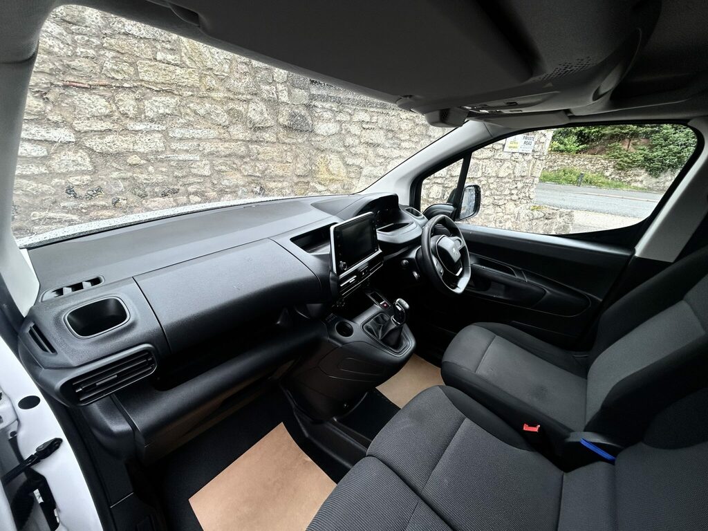Peugeot Partner 1.5 Bluehdi White #6