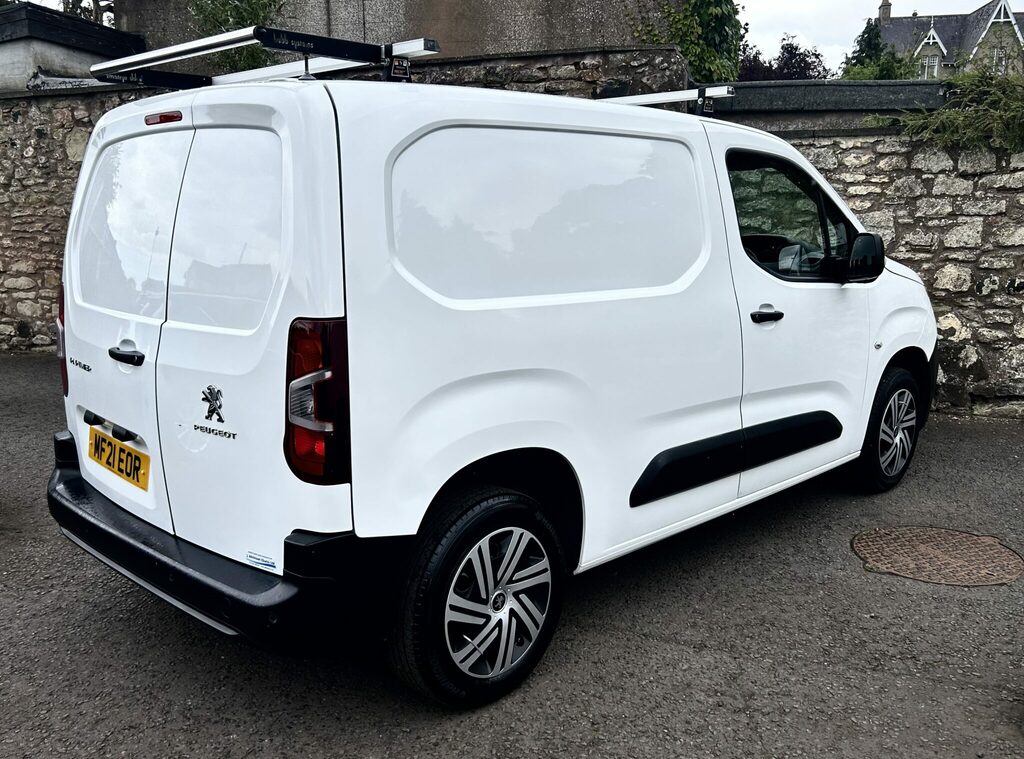 Peugeot Partner 1.5 Bluehdi White #3