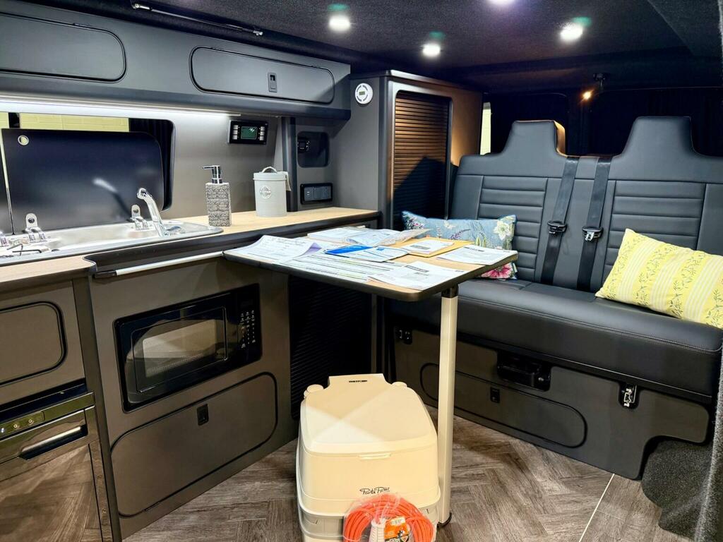 Volkswagen Transporter Campervan 202272 Blue #2