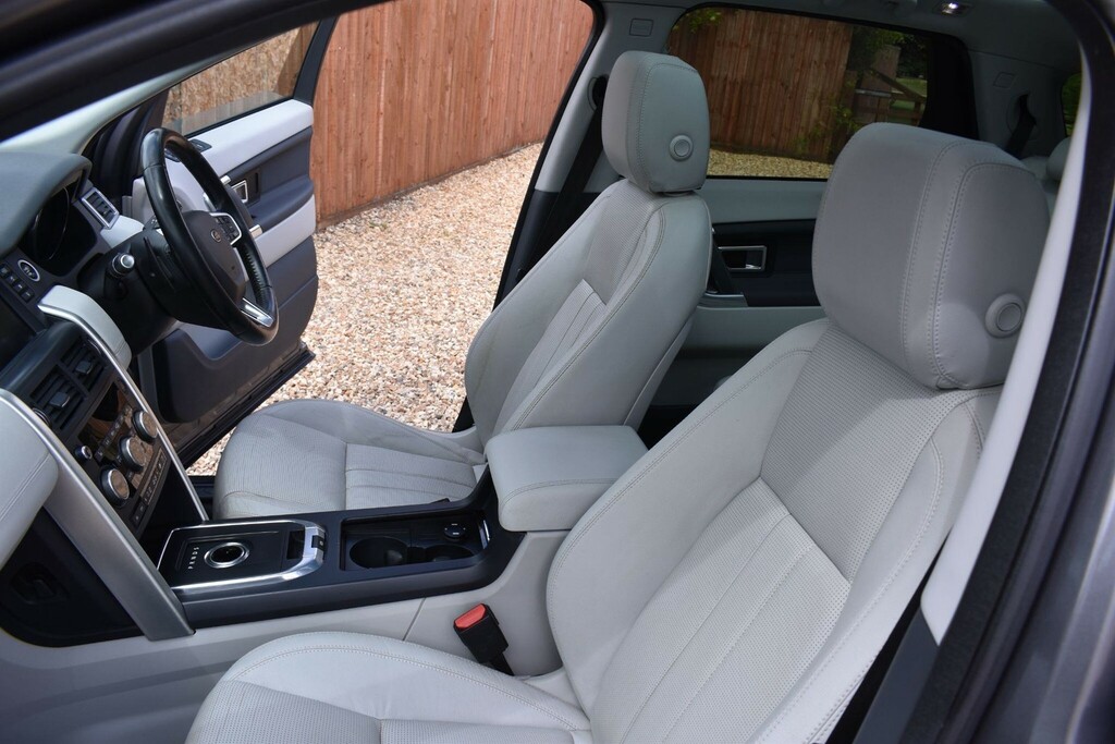 Land Rover Discovery Sport Sd4 Se Tech White #35