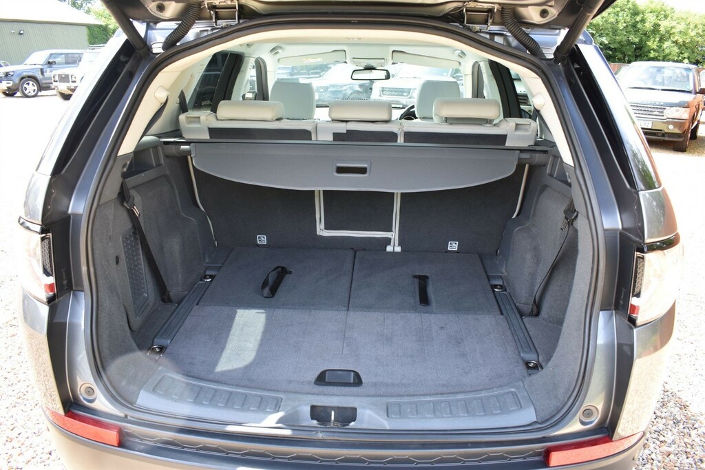 Land Rover Discovery Sport Sd4 Se Tech White #34