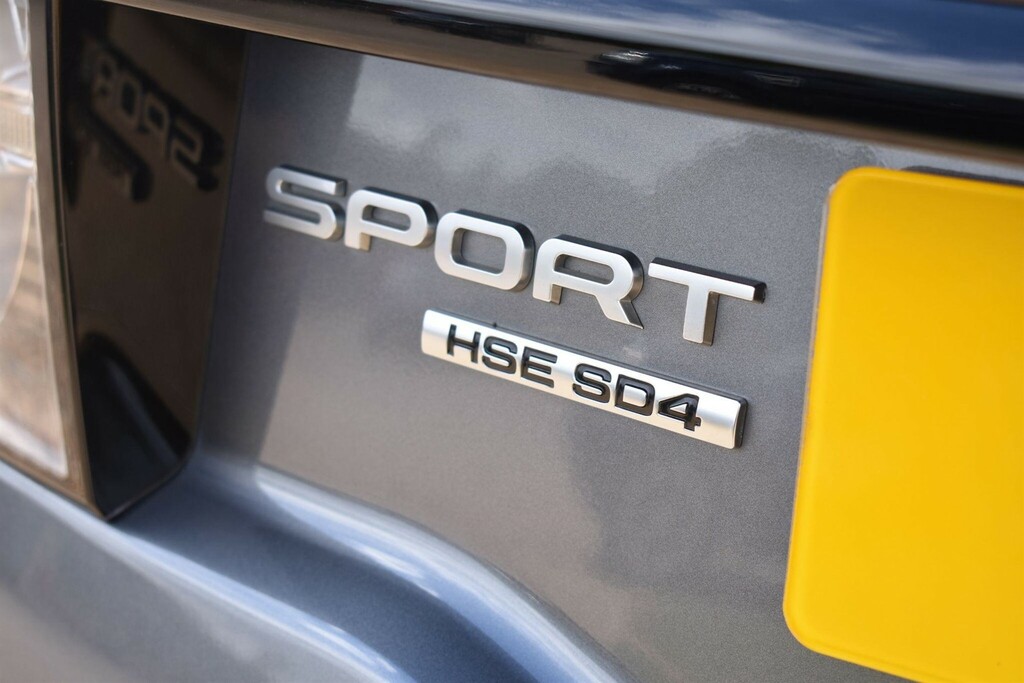 Land Rover Discovery Sport Sd4 Se Tech White #36