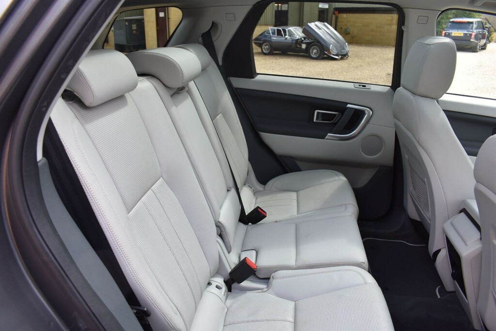 Land Rover Discovery Sport Sd4 Se Tech White #16