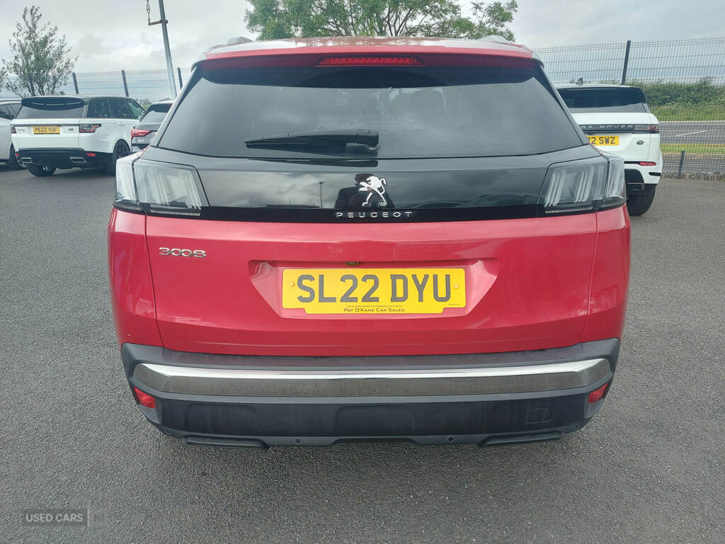 Peugeot 3008 1.5 Bluehdi Allure Premium Red #5