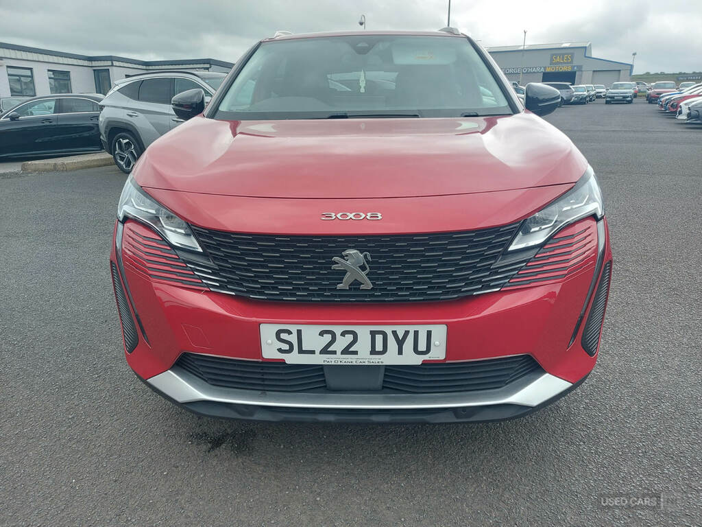 Peugeot 3008 1.5 Bluehdi Allure Premium Red #6