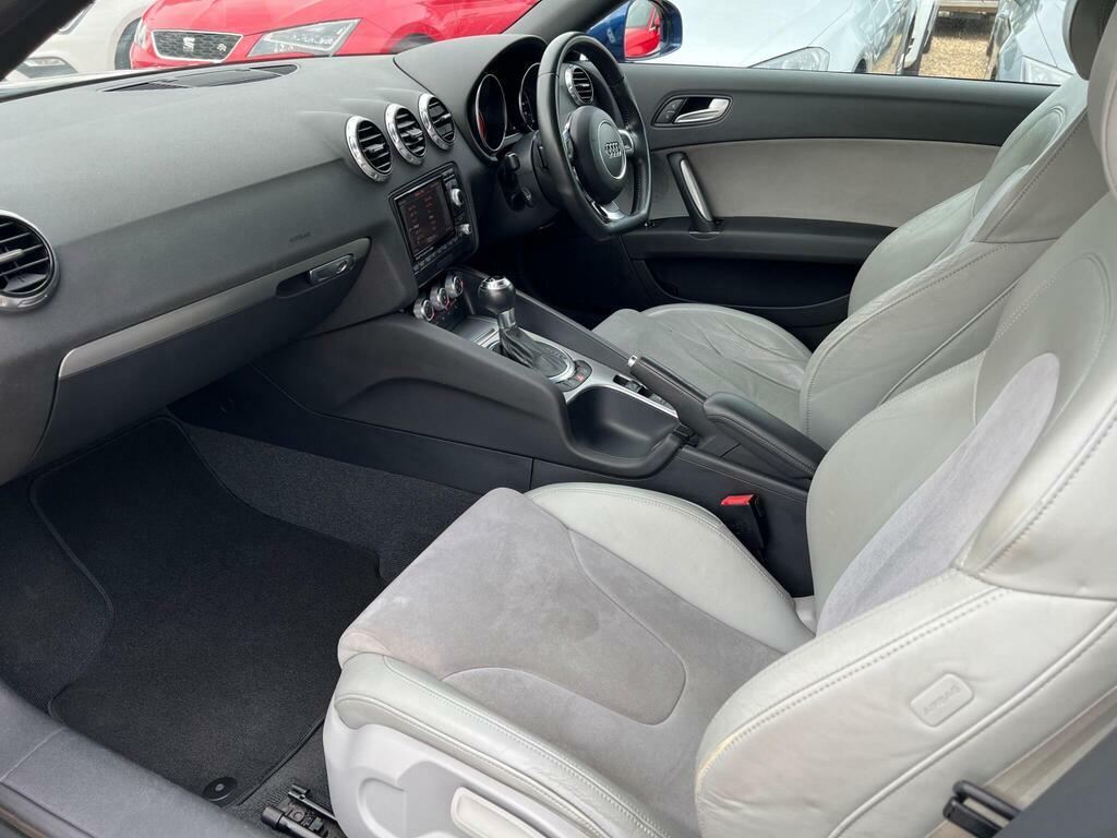 Audi TT 2.0 Tfsi Sport S Tronic Euro 5 Ss Black #20