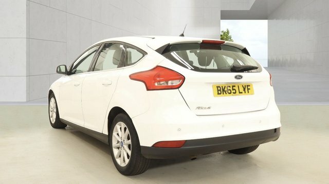 Ford Focus 1.5 Tdci Titanium Hatchback Euro White #4