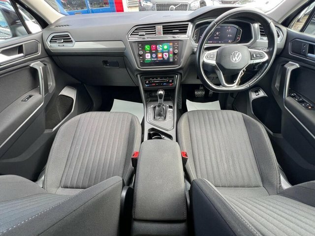 Volkswagen Tiguan Allspace 2022 1.5 Tsi Life Dsg Euro 6 Ss Grey #3