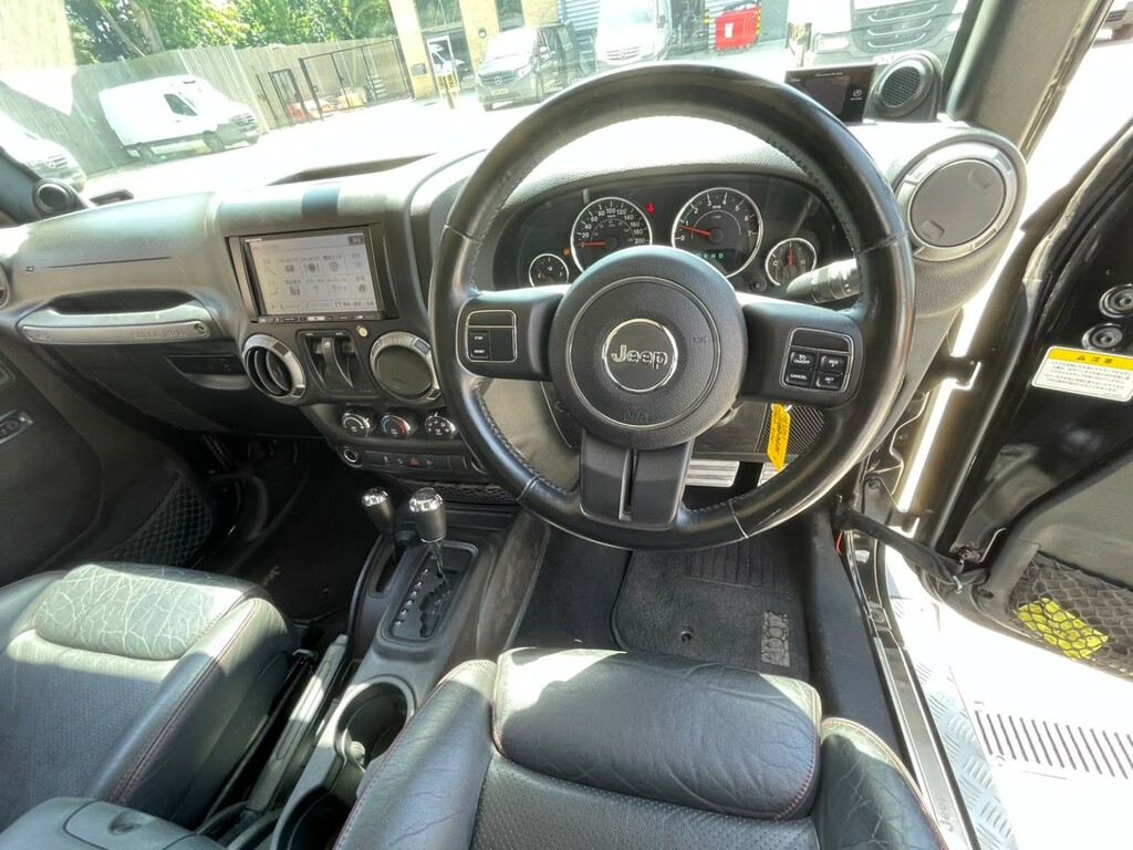 Jeep Wrangler Suv 2.8 Crd Sahara 4Wd Euro 5 201111 Silver #43