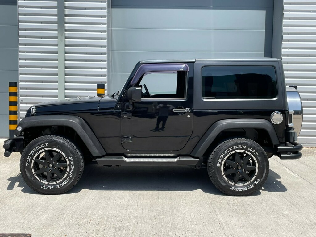 Jeep Wrangler Suv 2.8 Crd Sahara 4Wd Euro 5 201111 Silver #35