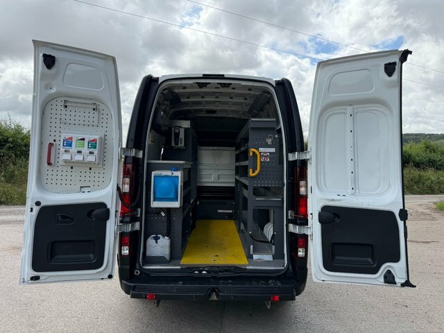 Vauxhall Vivaro 2018 1.6 Cdti 2900 Biturbo Ecotec Panel Van Di White #2