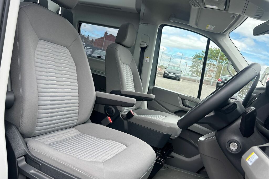 Volkswagen Grand California 2.0 Tdi 600 Tip 3.5T Silver #32
