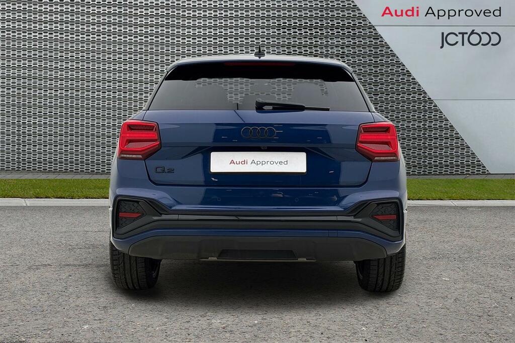 Audi Q2 Q2 35 Tfsi Black Edition S Tronic Estate Blue #7
