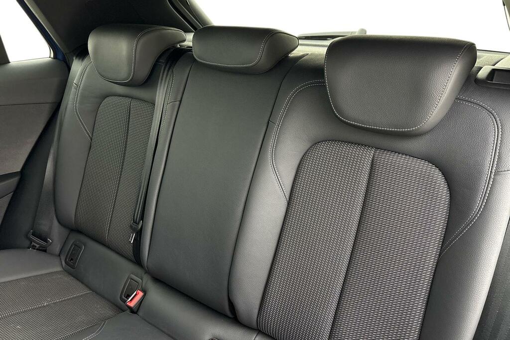 Audi Q2 Q2 35 Tfsi Black Edition S Tronic Estate Blue #9