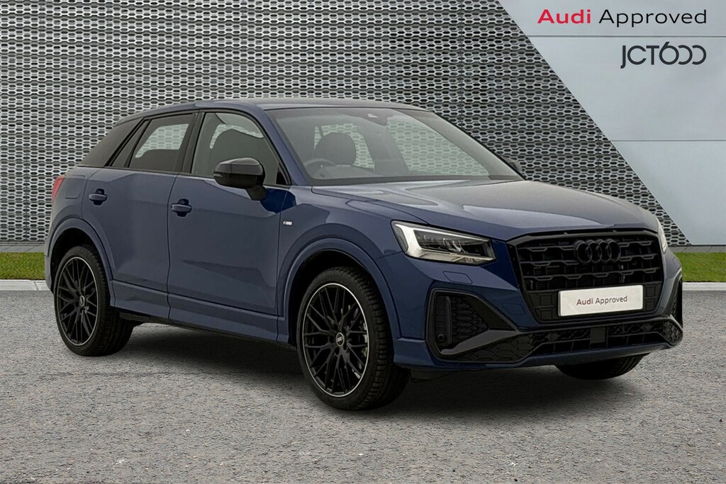 Audi Q2 Q2 35 Tfsi Black Edition S Tronic Estate Blue #1