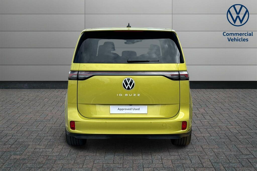 Volkswagen ID.Buzz Pro 86Kwh Gtx Mpv 4Motion Lwb 6 Red #7