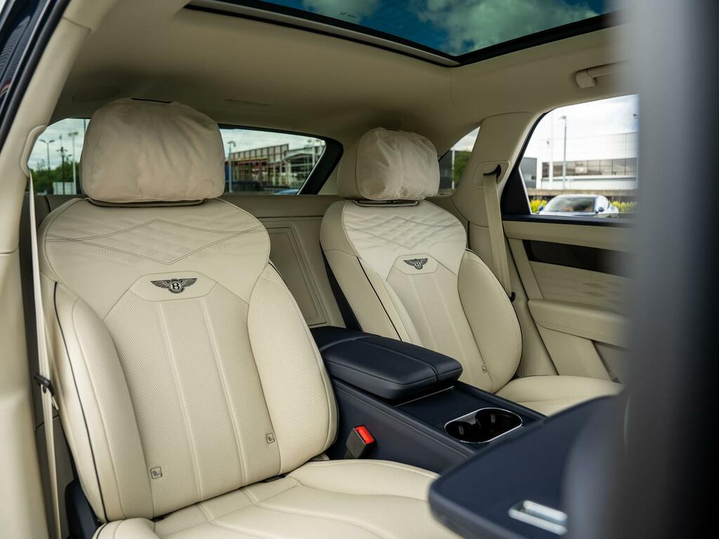 Bentley Bentayga 4.0 V8 Speed Suv 4Wd Euro 6 Ss YJ26ZRD Silver #26